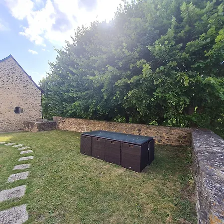 Manoir De La Coudre 招待所