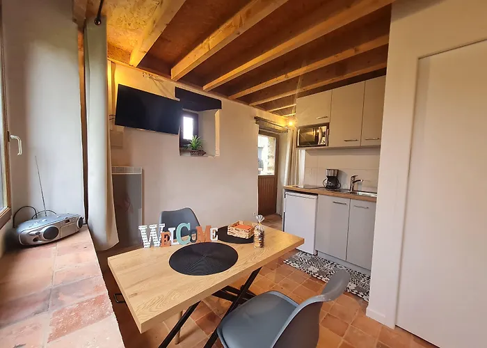 Konukevi Manoir De La Coudre